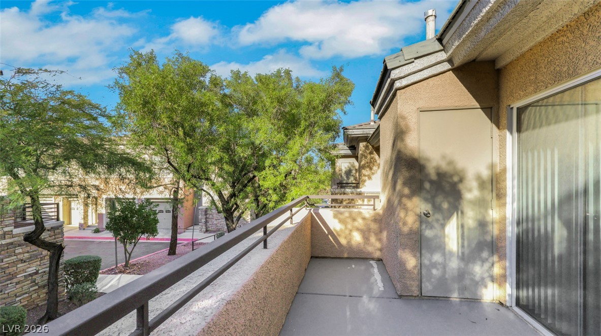 Photo 11 of 18, 721 Peachy Canyon Circle #201
