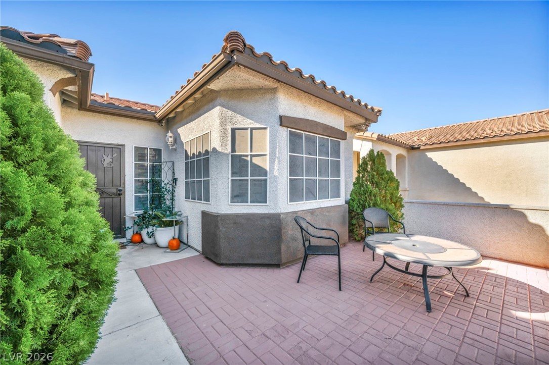 Photo 5 of 1709 White Daisy Way