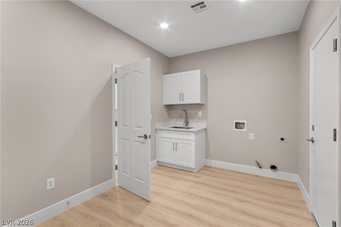 Photo 25 of 48, 2100 Burtonsville Drive