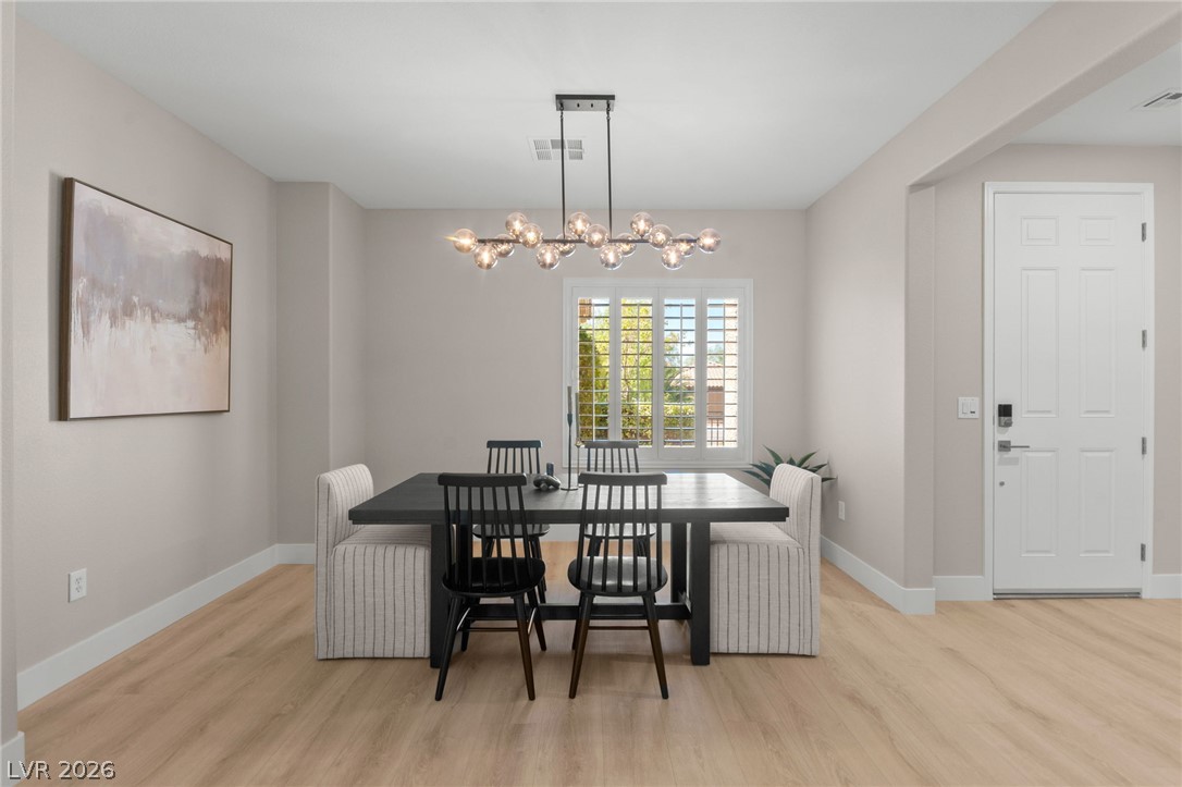 Photo 4 of 2100 Burtonsville Drive