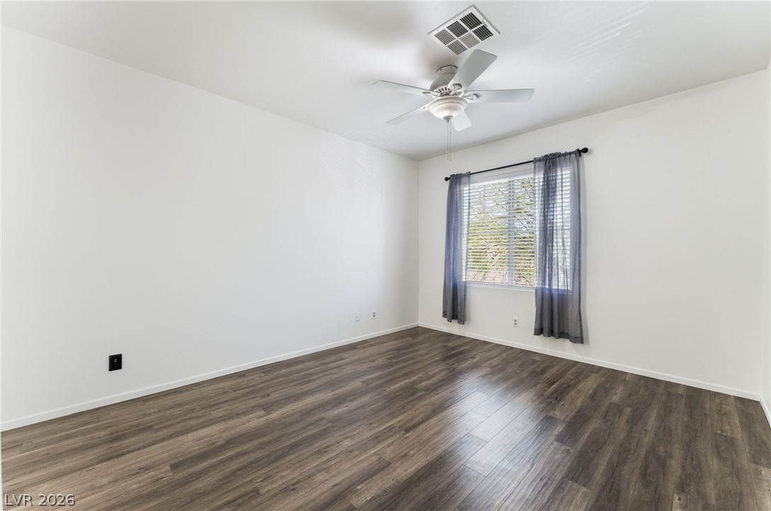 Photo 24 of 41, 909 Domnus Lane #203