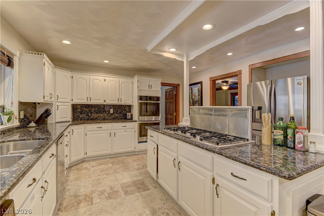 Photo 15 of 72, 3380 Camino Gardens Way