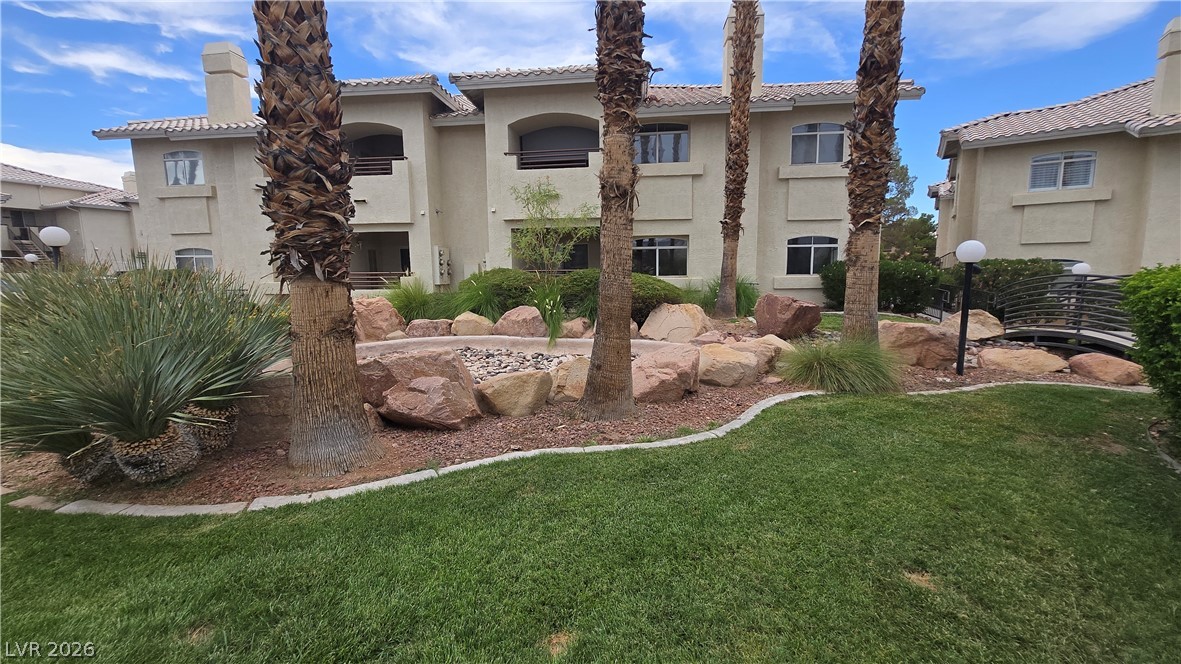 3320 S Fort Apache Road #128, Las Vegas 89117