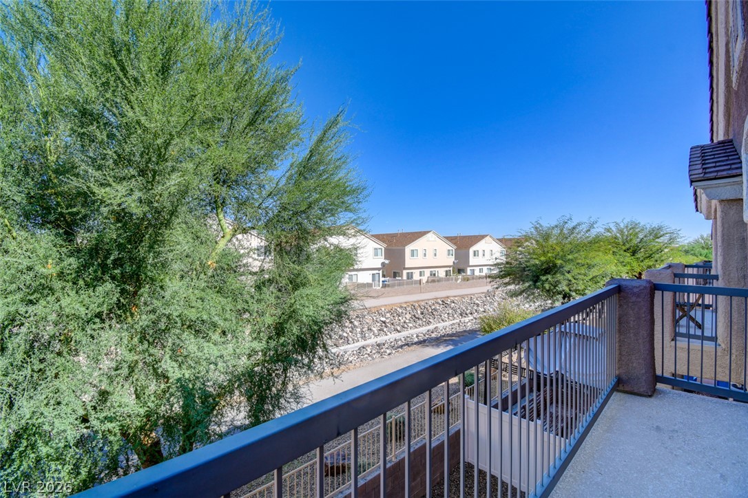Photo 22 of 33, 8758 Tom Noon Avenue #103