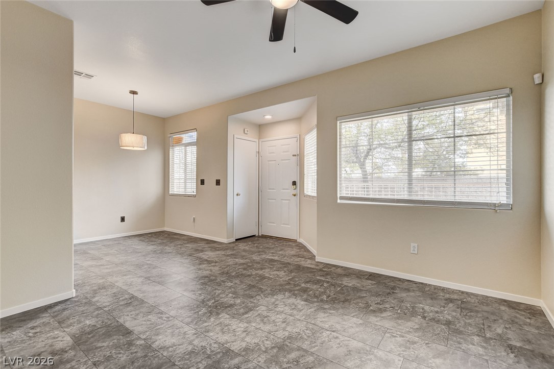 Photo 9 of 42, 1302 Dusty Creek Street