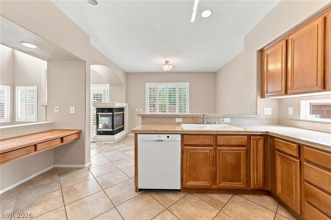 Photo 35 of 61, 11436 Diveley Avenue