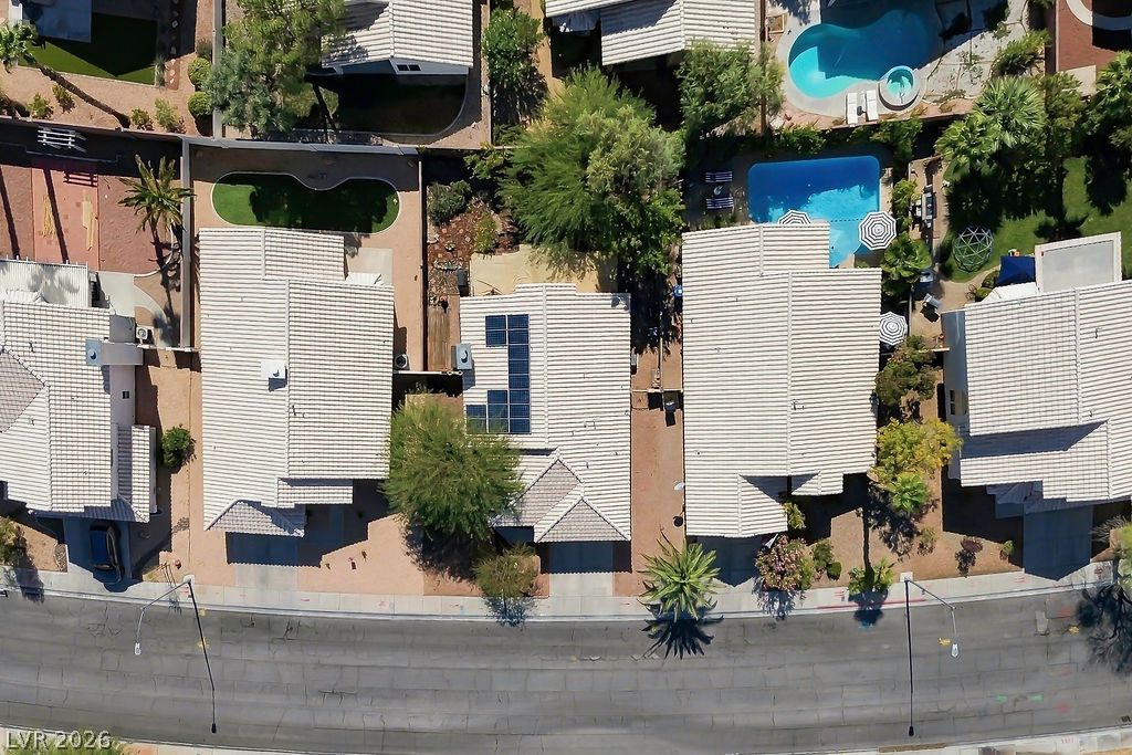 Photo 6 of 47, 8421 Bay Crest Drive