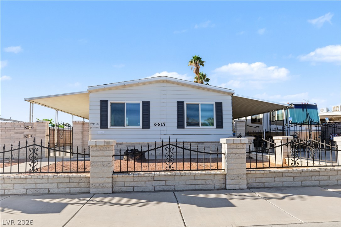 6617 Pearblossom Lane, Las Vegas 89108