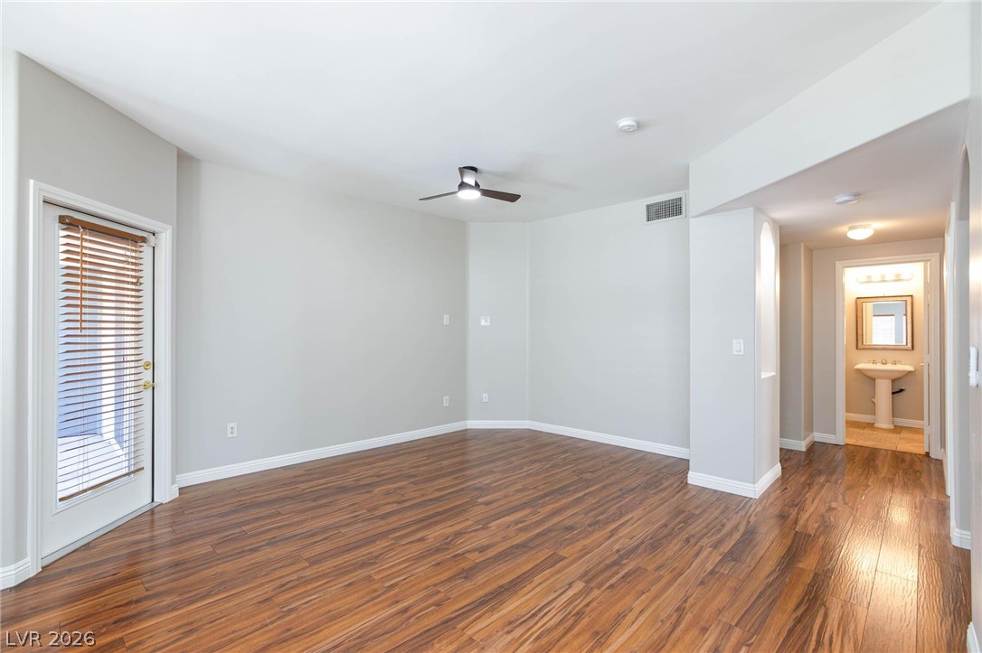 Photo 8 of 18, 9330 W Maule Avenue #208