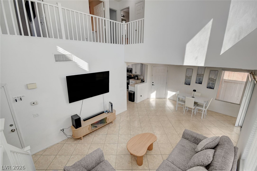 Photo 9 of 37, 5087 Penryn Court