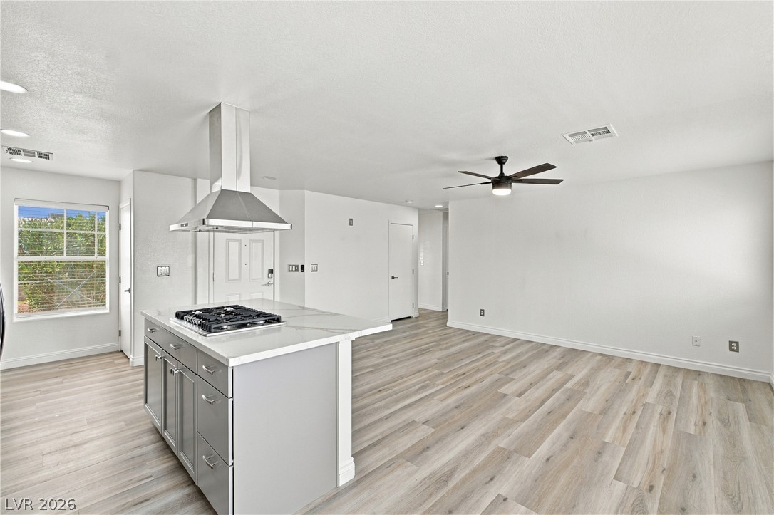 Photo 7 of 30, 5222 Puma Court