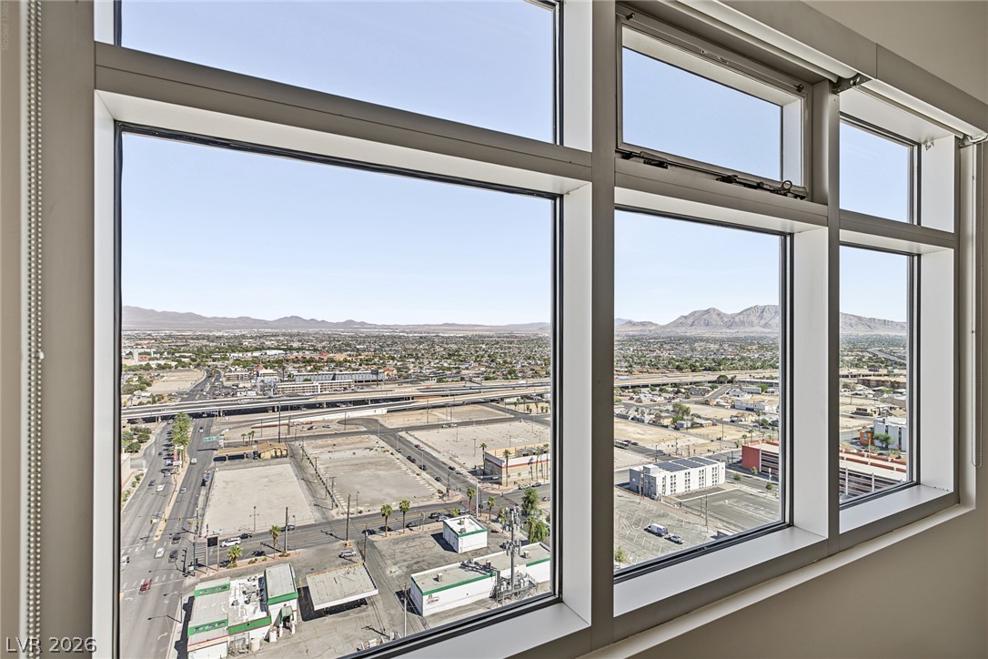Photo 5 of 150 Las Vegas Boulevard #2303