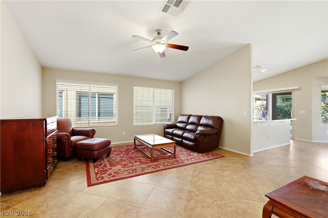 Photo 11 of 35, 3744 Garnet Heights Avenue