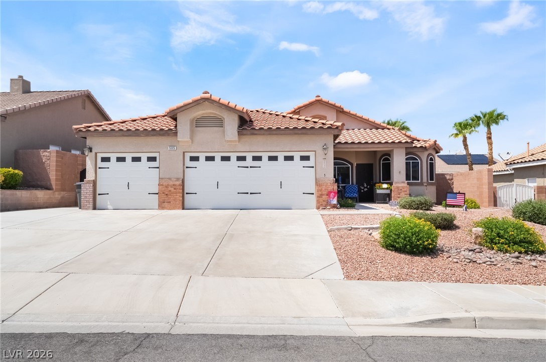 505 Melrose Heights Street, Henderson