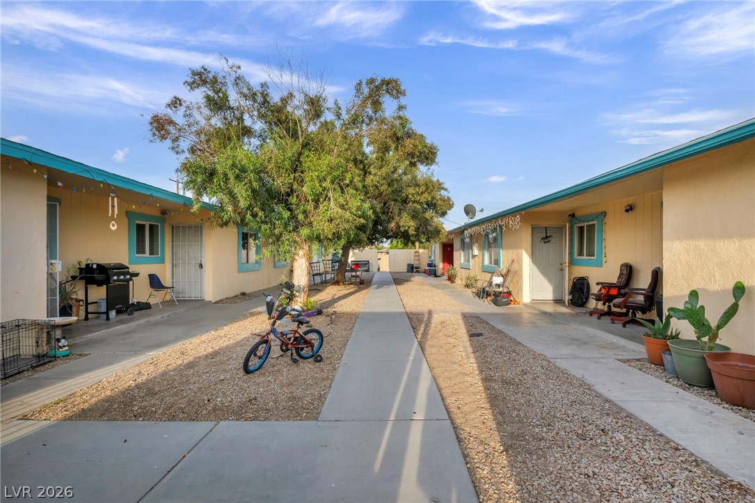 Photo 9 of 16, 2220 N Lamb Boulevard