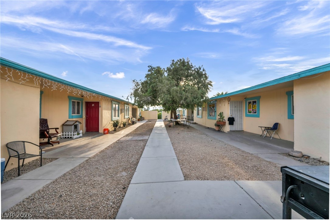 Photo 10 of 16, 2220 N Lamb Boulevard
