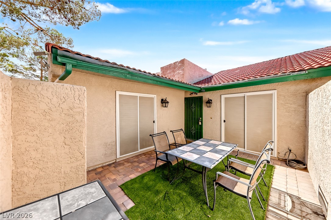 Photo 6 of 29, 737 Heritage Vista Avenue