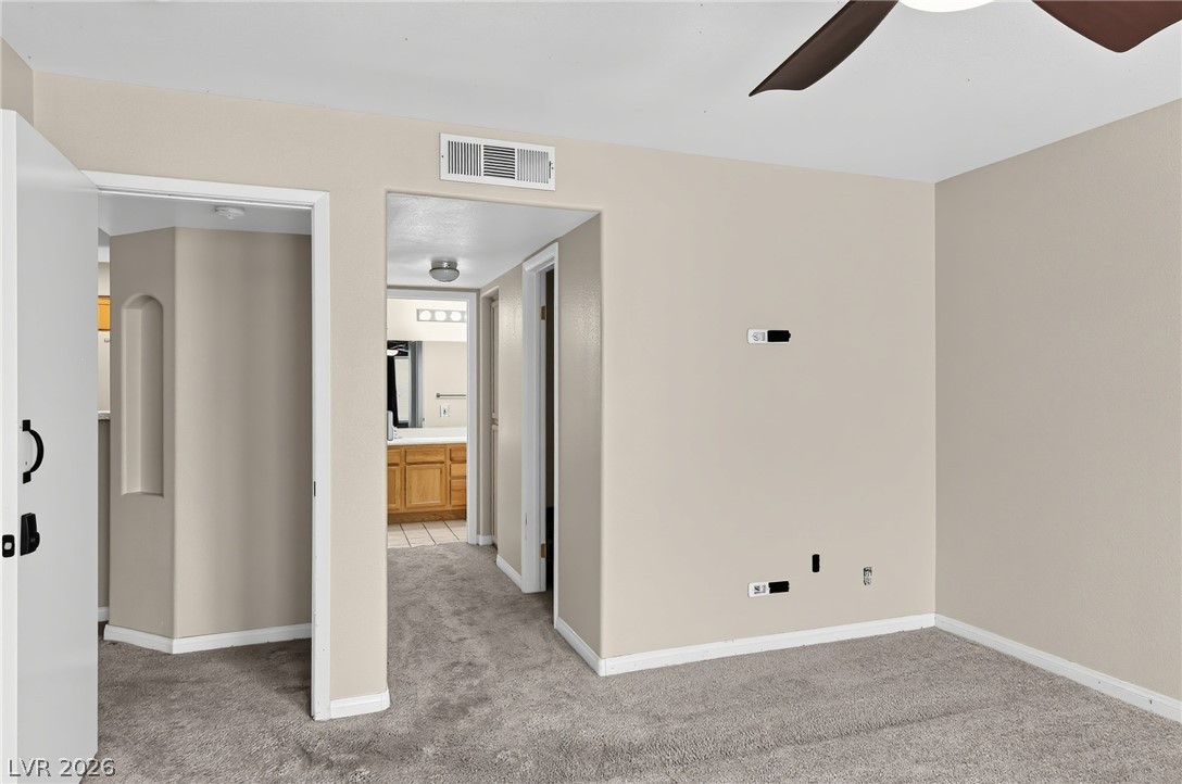 Photo 15 of 29, 1575 W Warm Springs Road #2212