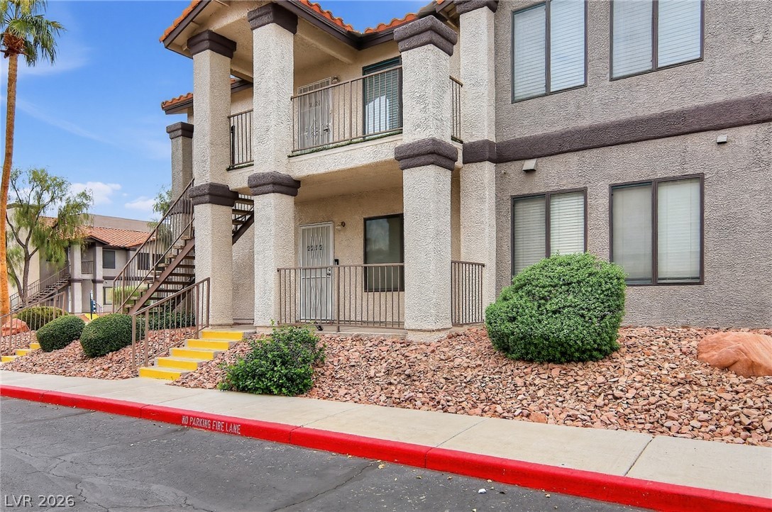 Photo 19 of 29, 1575 W Warm Springs Road #2212