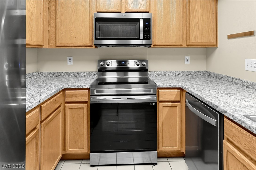 Photo 6 of 29, 1575 W Warm Springs Road #2212