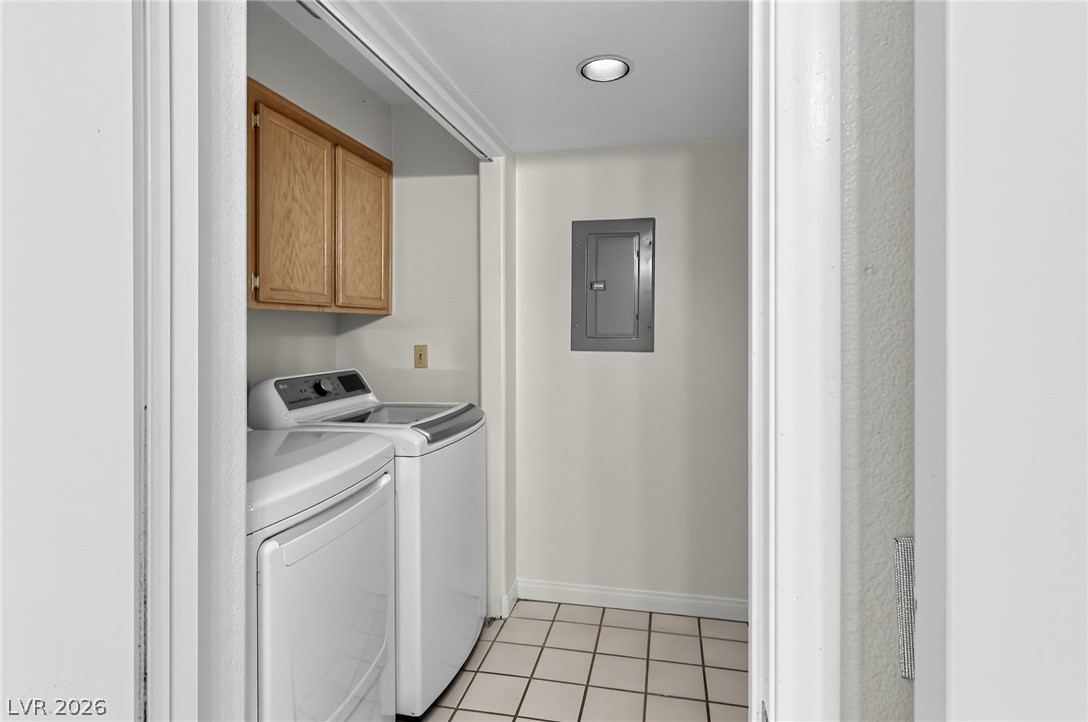 Photo 10 of 29, 1575 W Warm Springs Road #2212