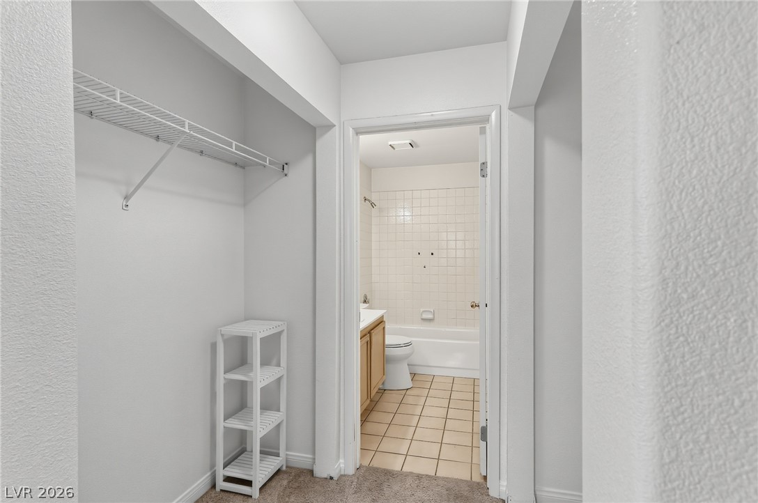 Photo 13 of 29, 1575 W Warm Springs Road #2212