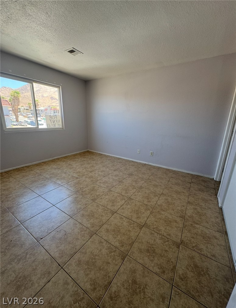 Photo 17 of 30, 2269 Exeter Drive