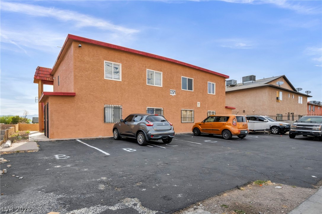 Photo 3 of 2269 Exeter Drive