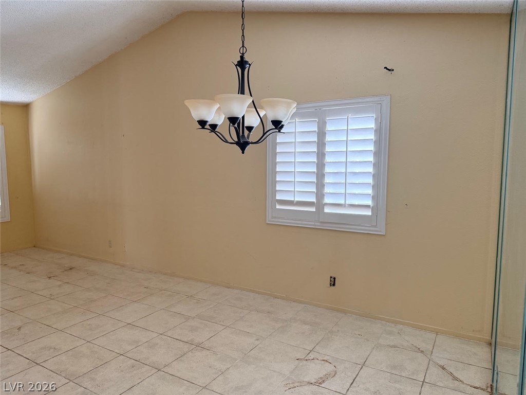 Photo 6 of 34, 384 Norlina Court