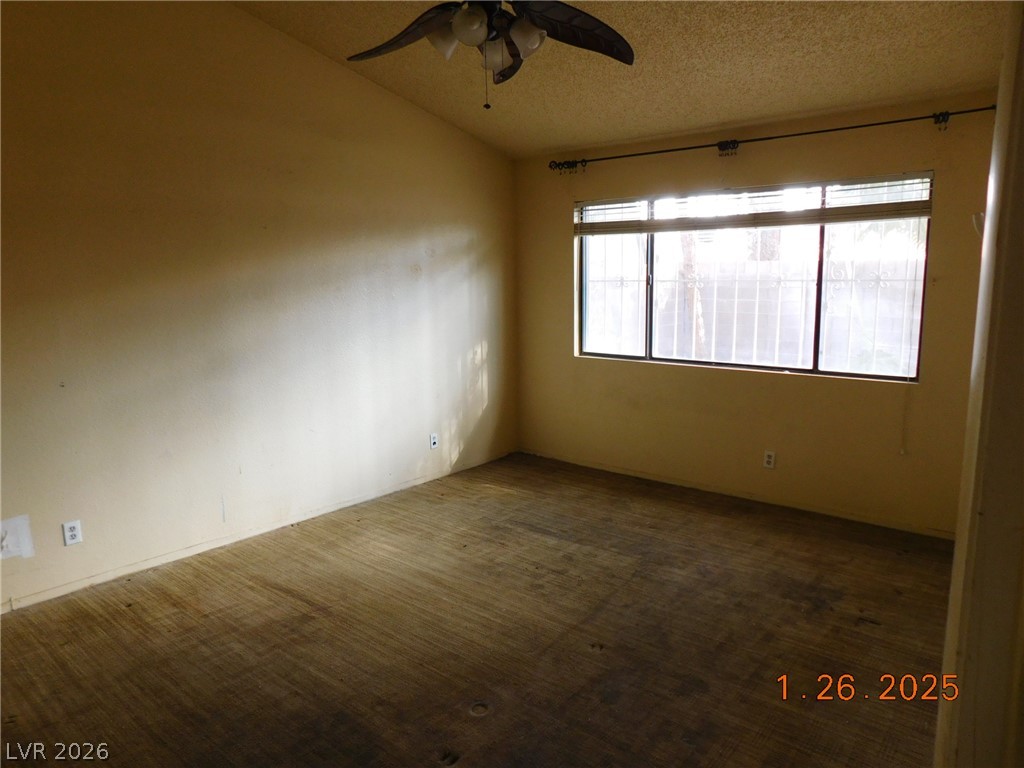 Photo 23 of 34, 384 Norlina Court