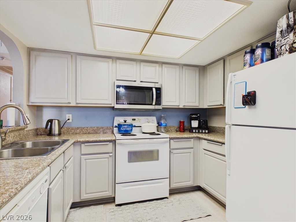 Photo 17 of 50, 3411 Sunfish Drive #A