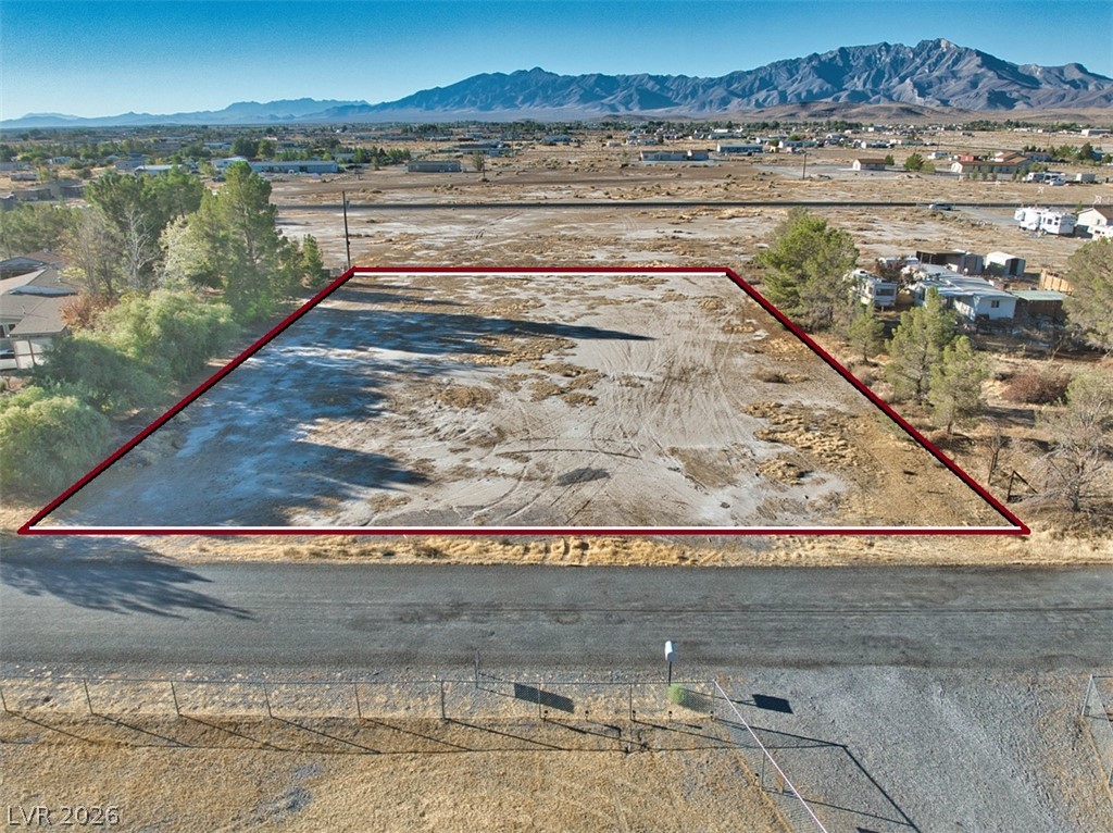Photo 3 of 4331 W Medicine Man Road