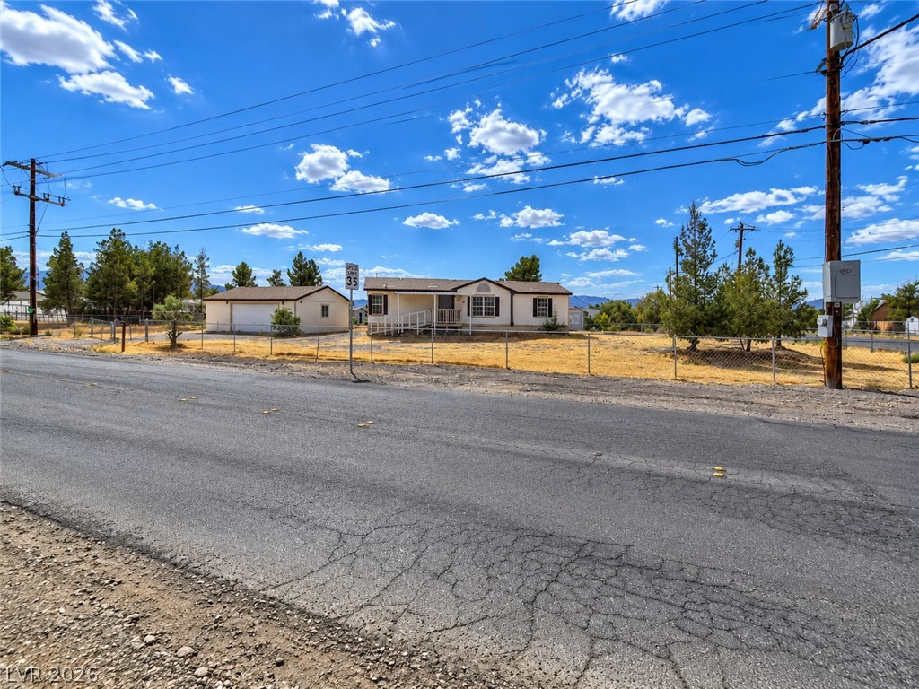 3021 W Charleston Park Avenue, Pahrump 89048