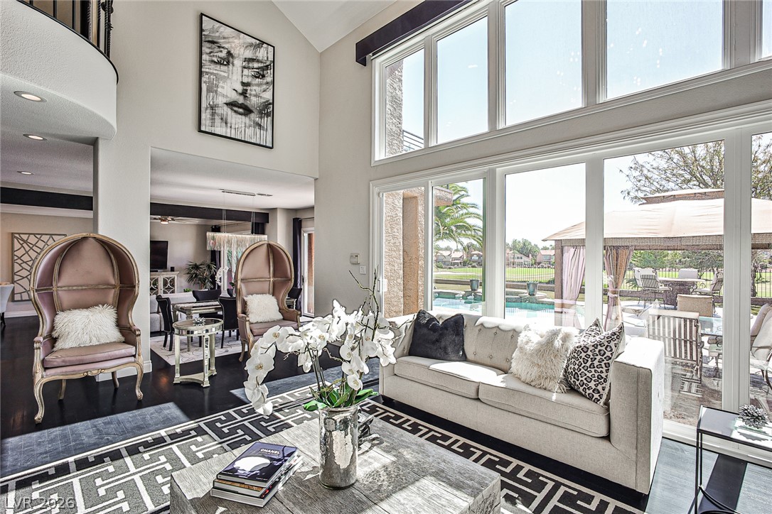 Photo 4 of 8361 Plum Creek Court