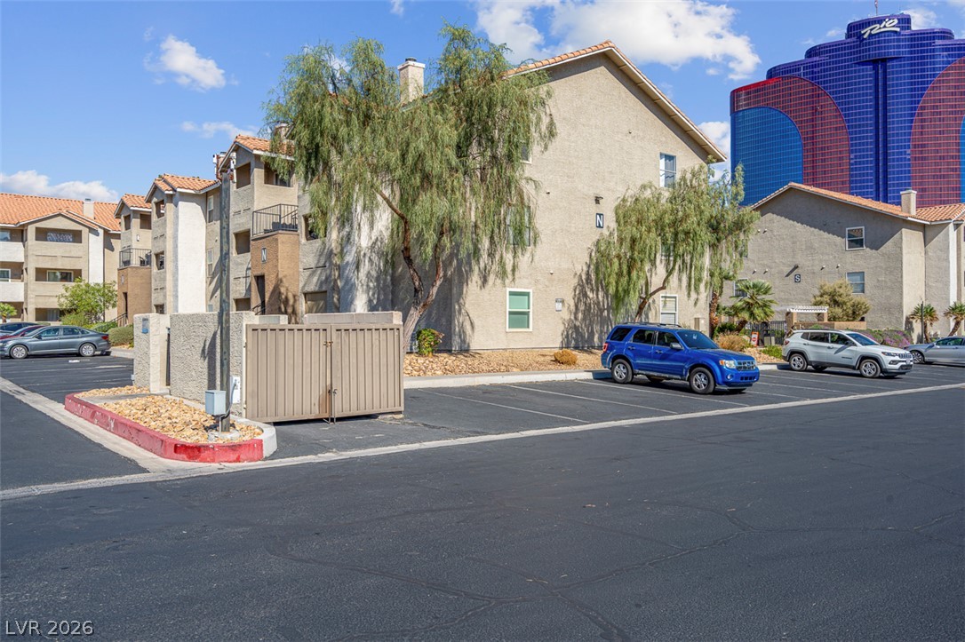 Photo 36 of 39, 4200 S Valley View Boulevard #1069