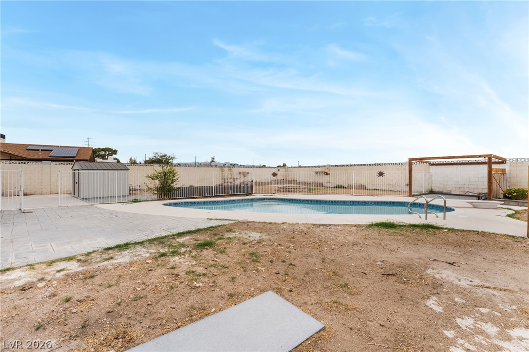 Photo 46 of 71, 3882 Chinchilla Avenue