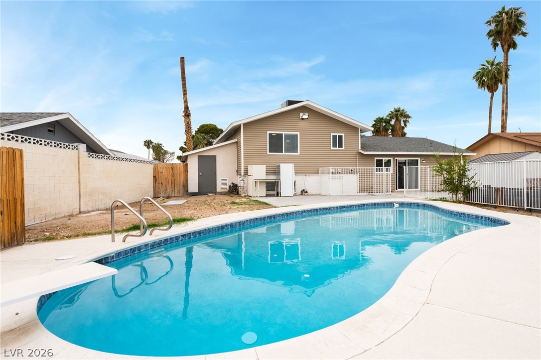 Photo 50 of 71, 3882 Chinchilla Avenue