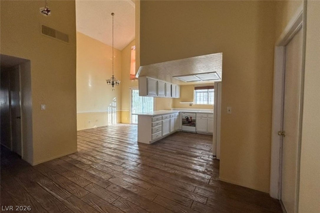 Photo 3 of 478 Searchlight Drive