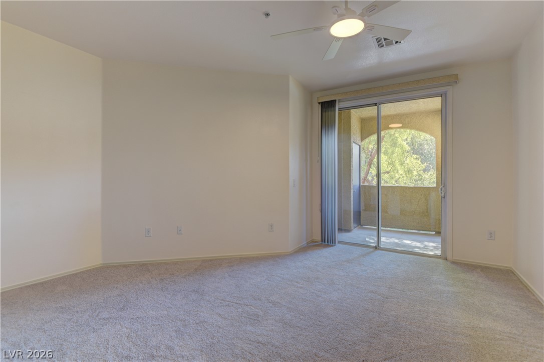 Photo 16 of 36, 3975 N Hualapai Way #217