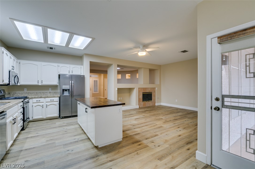 Photo 8 of 20, 435 Piute Valley Court