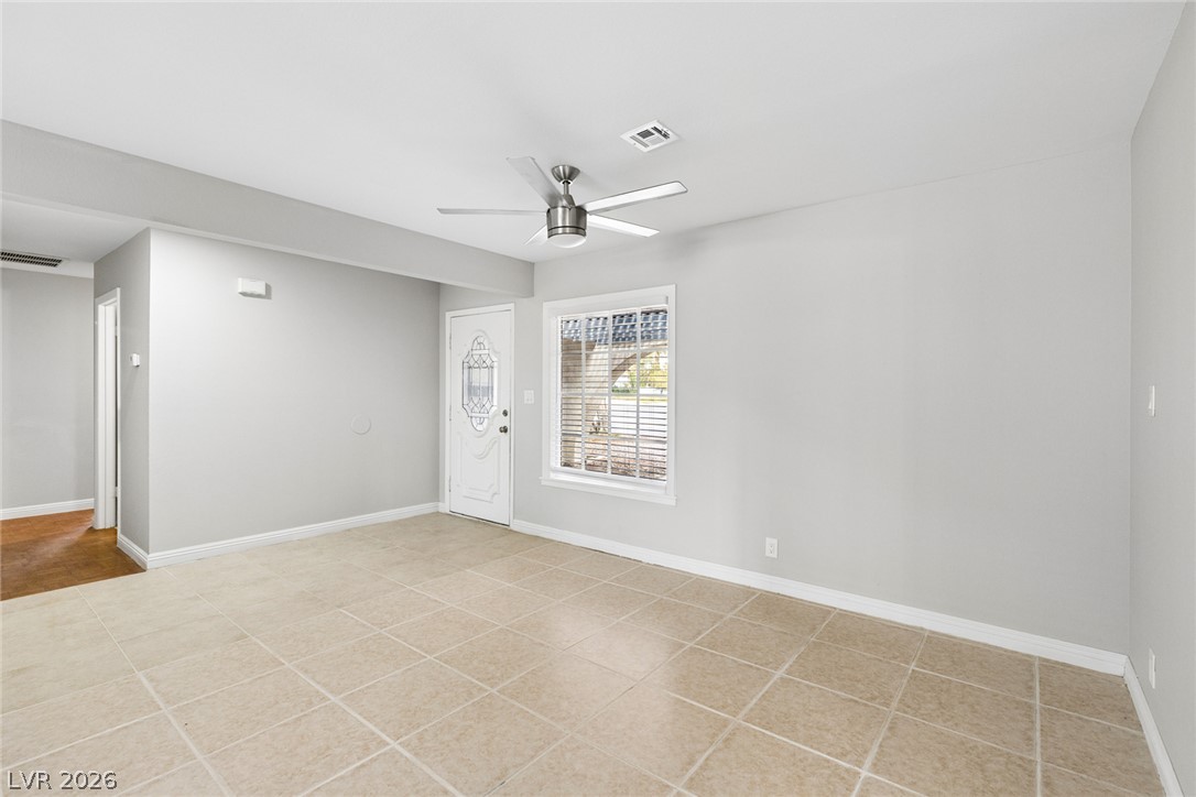 Photo 9 of 74, 4051 Springhill Avenue