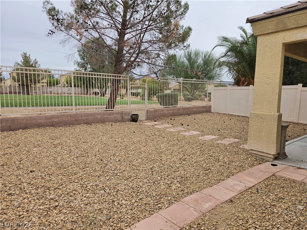 Photo 4 of 3648 Bella Legato Avenue
