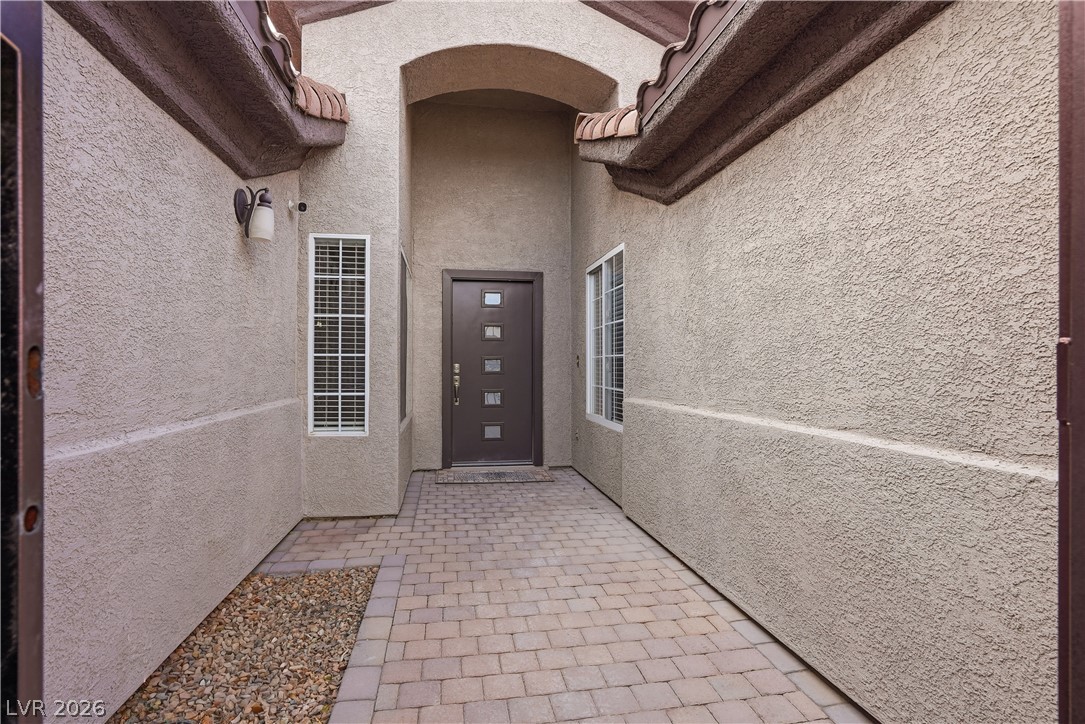Photo 5 of 8305 Green Clover Avenue
