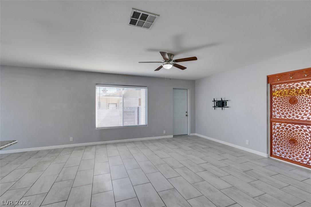 Photo 6 of 39, 4030 Vegas Valley Drive