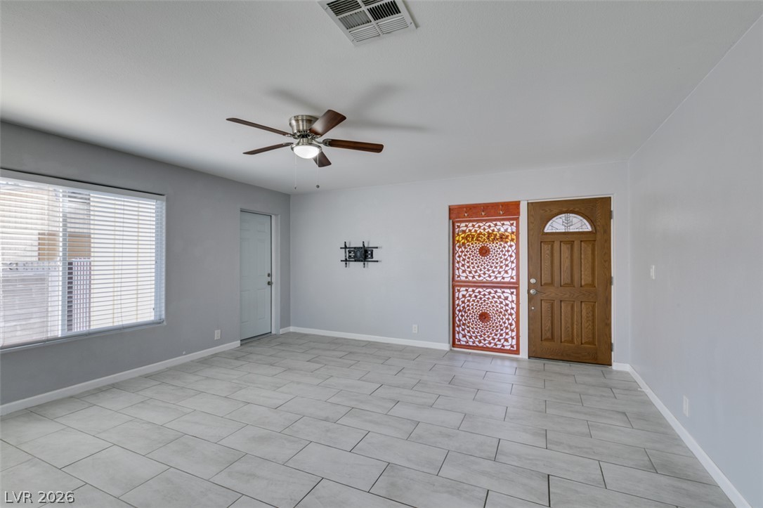 Photo 7 of 39, 4030 Vegas Valley Drive