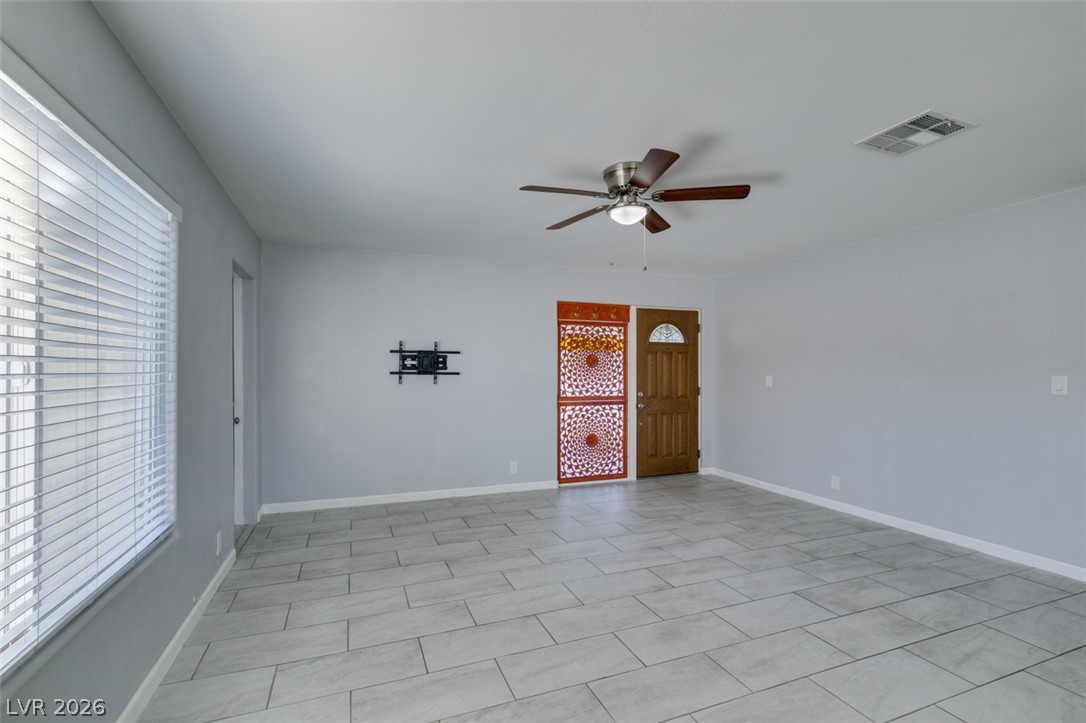 Photo 9 of 39, 4030 Vegas Valley Drive