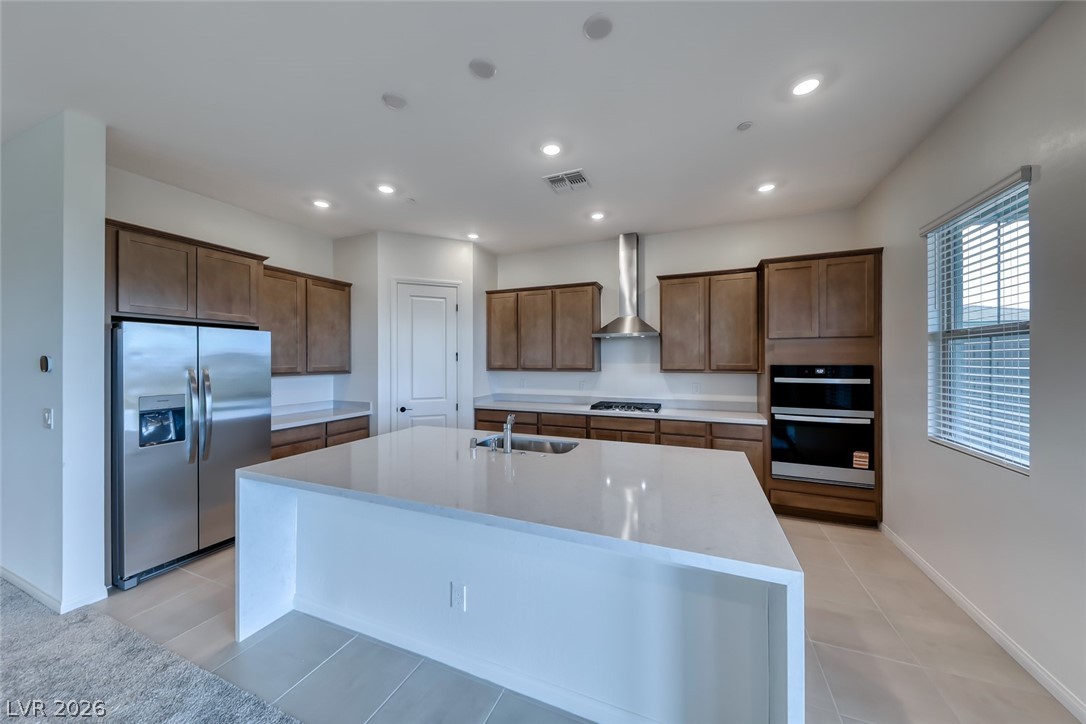 Photo 6 of 19, 560 Preston Oak Place