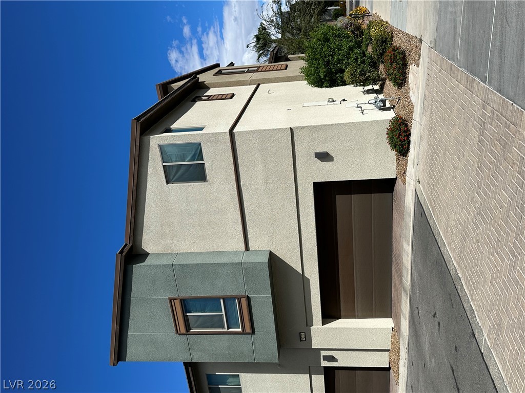 Photo 2 of 9220 Desert Pearl Avenue