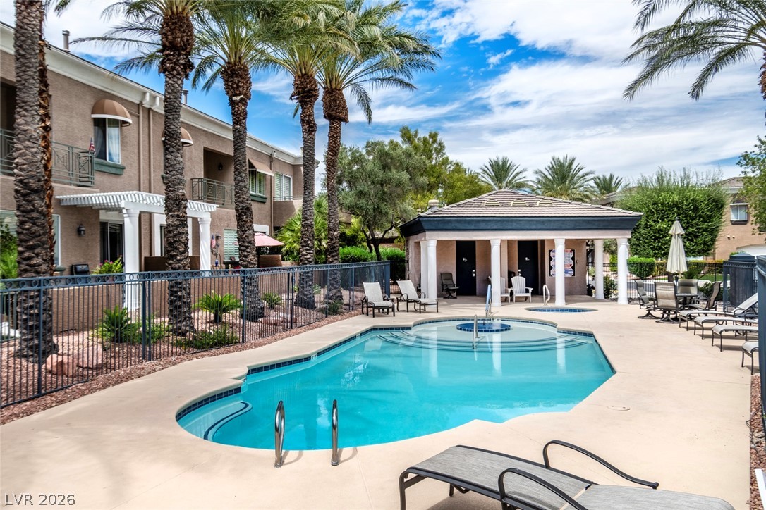 Photo 32 of 34, 9425 San Laguna Court #105
