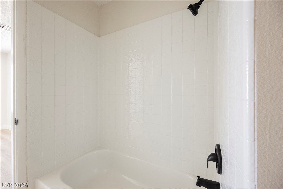 Photo 13 of 15, 716 Kelso Way